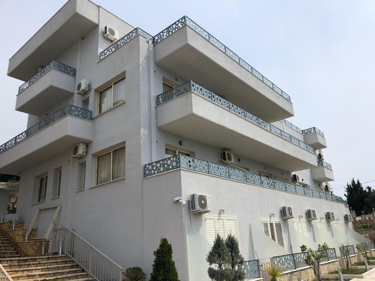 Mark Hotel Dhërmi